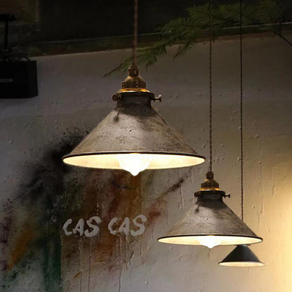 Rustic Iron Rust Pendant Light for Restaurant, Nordic Countryside Retro Cafe