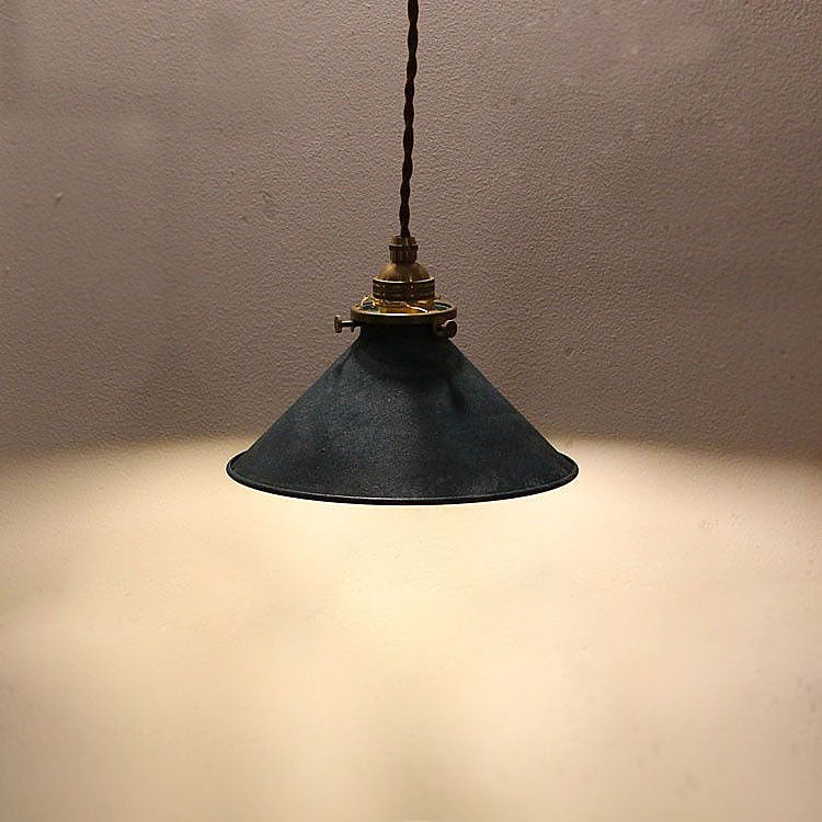 Rustic Iron Rust Pendant Light for Restaurant, Nordic Countryside Retro Cafe